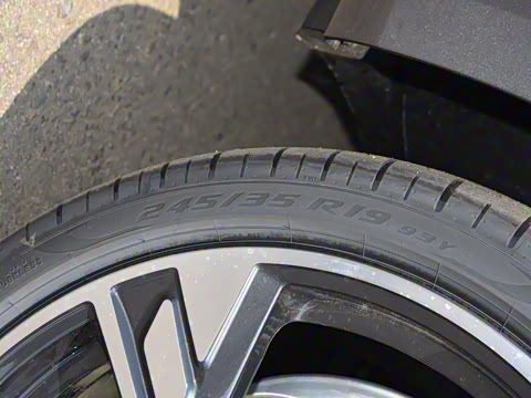 2024�� 40 TFSI ����������(��ҹ��)