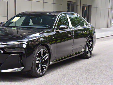 2023�� 740Li ������ M�˶���װ