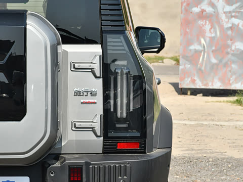 2025�� 2.0TD XWD �Զ�����+