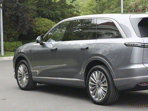 2025�� Max ������