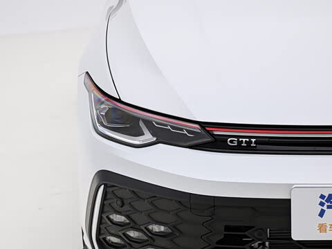 2025�� 380TSI DSG GTI