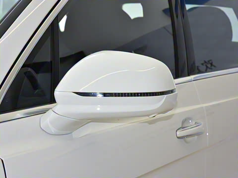 2026�� 4.0T V8 ������