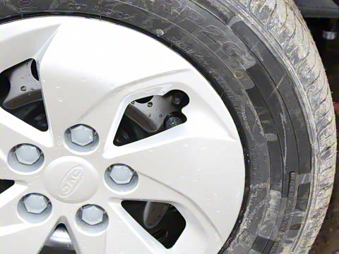 2025�� PLUS 1.5T �ֶ����ʰ� 7/8��