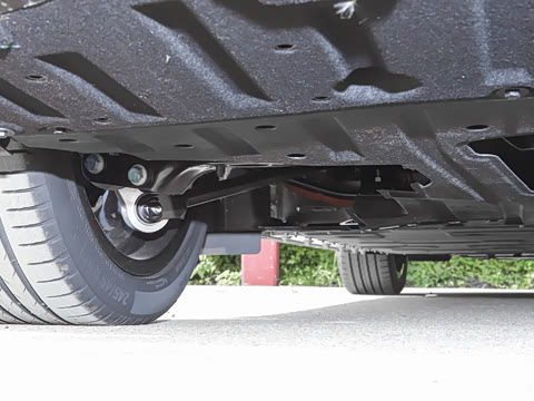 2025�� ���� 650ProѲ����