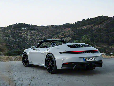2025�� Carrera GTS Cabriolet 3.6T