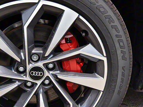 2024�� 40 TFSI ����������