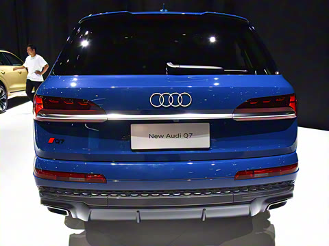 2025�� 55 TFSI quattro S line�����