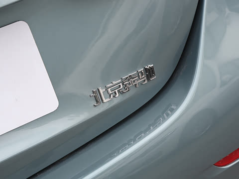 2025�� �Ŀ� C 260 L �ҹ�˶���