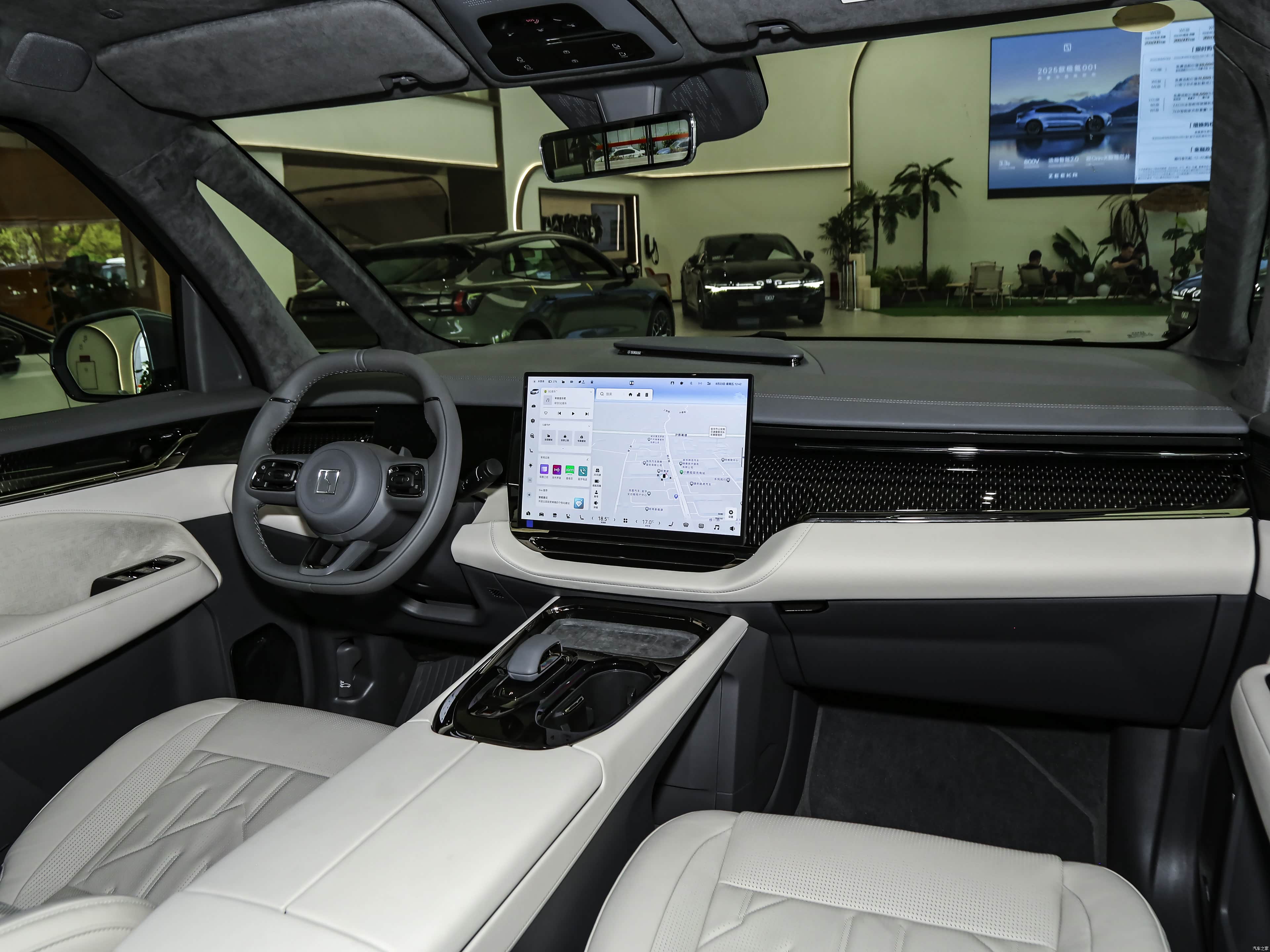 极氪009 2024款 七座过道版 108kWh 极氪 92/95张图片大全_汽车内饰图库-汽车之家