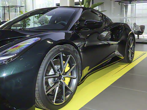 2025�� 2.0T DCT Turbo SE