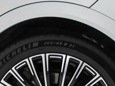 2025�� ����Ultra+ �߶���