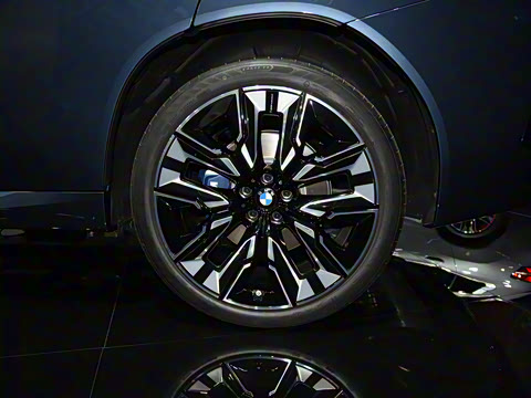 2025�� xDrive30L ������ M�˶���װ