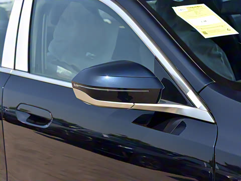 2024�� 525Li M�˶���װ