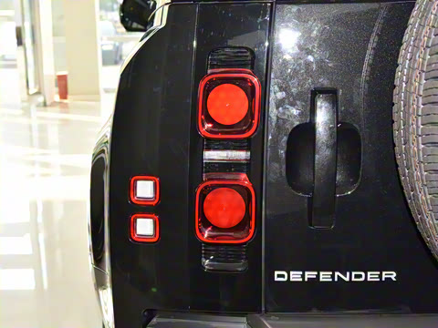 2025�� 130 3.0T P400 ����������