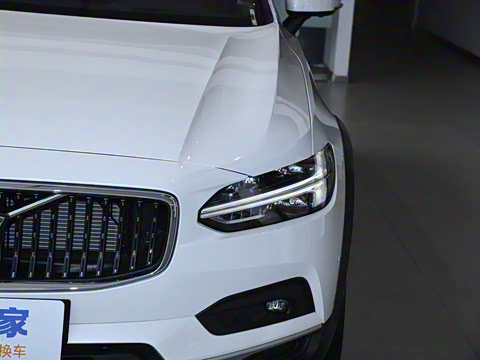 2024�� Cross Country B5 AWD �����