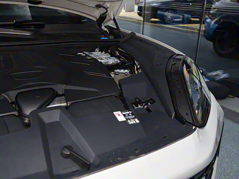 2025�� Cayenne Coup�� 3.0T