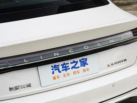 2025�� 2.0T ���л춯��