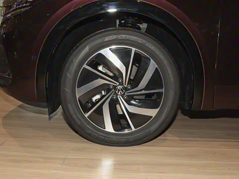 2024�� 380TSI ��۰�