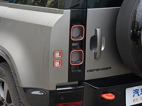 2025�� 110 3.0T P400 X