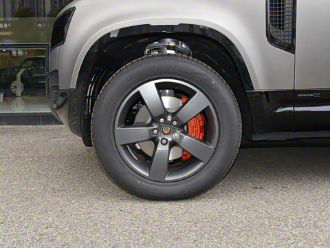 2025�� 110 3.0T P400 X