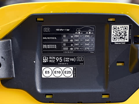 2025�� CLE 300 4MATIC �����ͽ��ܳ�