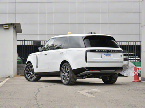 2025�� 3.0 L6 400PS �����ӳ���