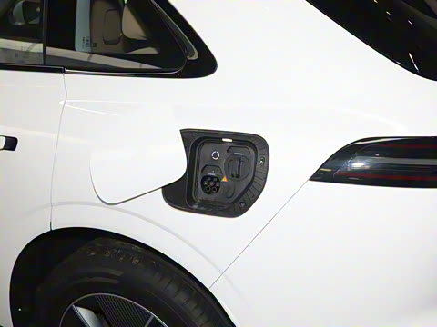 2024�� ���� 200 Pro