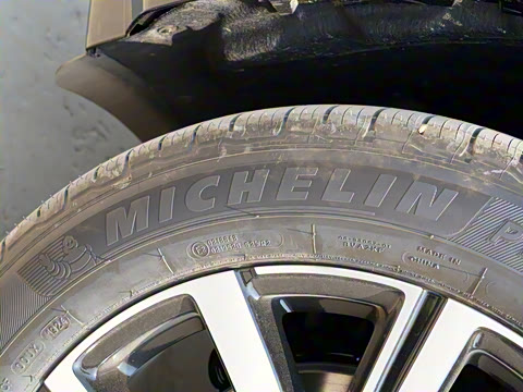 2023��  EcoBoost 285 �������� 6��