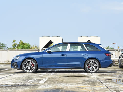 2024�� S4 Avant 3.0TFSI