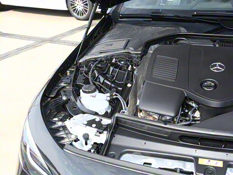 2025�� CLE 300 4MATIC �����ͽ��ܳ�