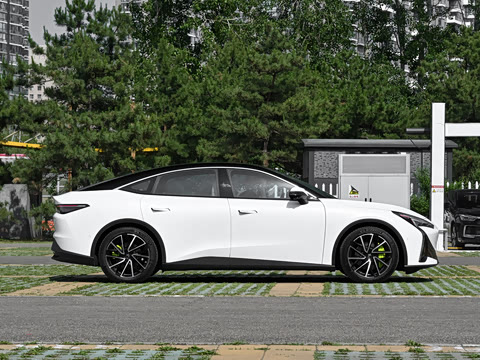 2025�� 630ULTRA���а� 390kW