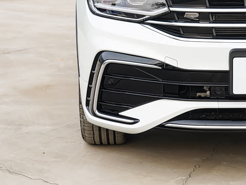 2025�� ���ڿ� 330TSI �Զ�����R-Line��ҫ��