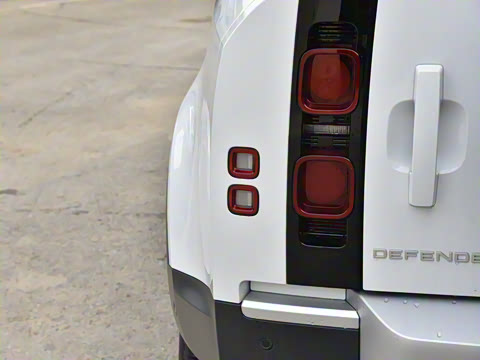 2025�� 90 2.0T P300 S