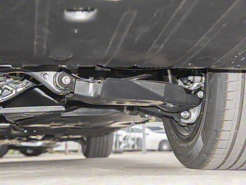 2025�� �Ŀ� E 260 L