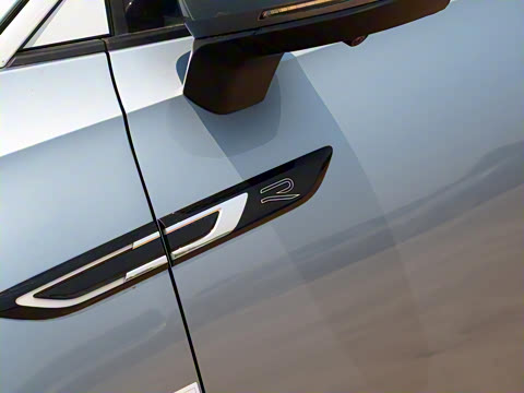 2026�� 450TSI �����콢 6��