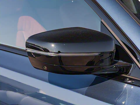 2025�� eDrive 40 L ��ҹ�˶���װ