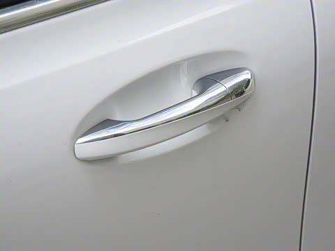 2025�� GLB 220 ʱ����