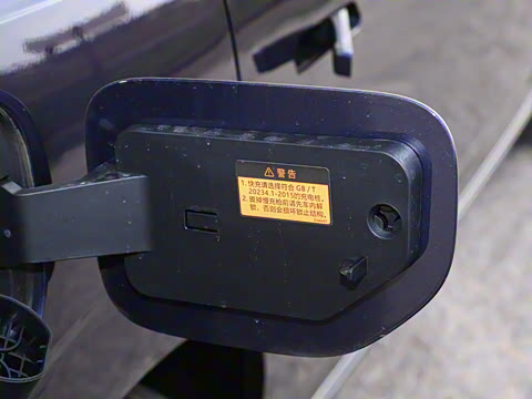 2025�� 210Ultra���̰� 5��