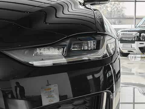 2024�� 2.0T 250PS R-DYNAMIC Sҫ���˶���