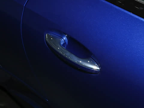 2024�� AMG CLE 53 4MATIC+ ���ܳ�