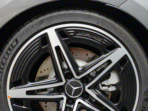 2025�� AMG CLA 35 4MATIC