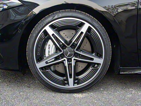 2025�� AMG A 35 4MATIC