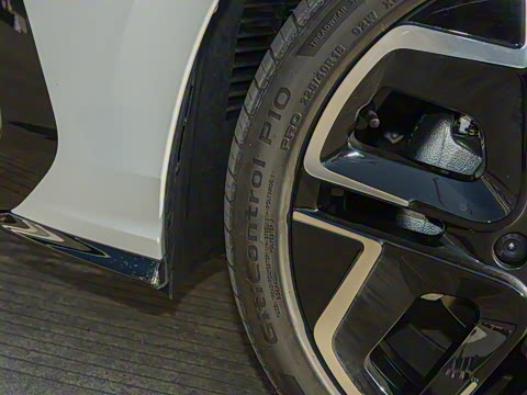 2025�� 300TSI R-Line