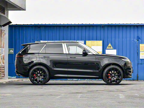 2025�� 400PS Dynamic HSE