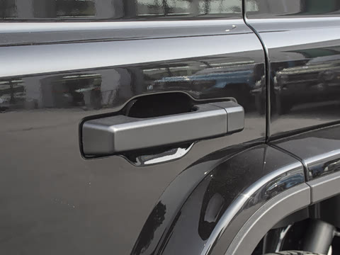 2025�� 2.0T ����