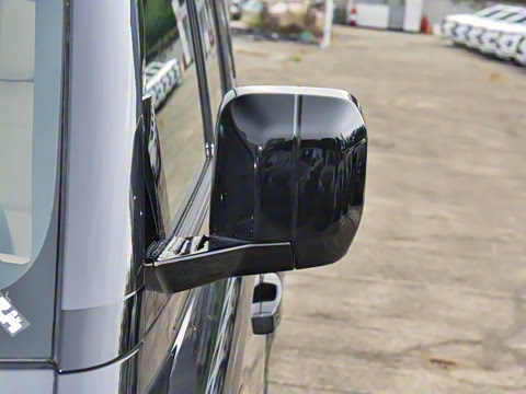 2025�� 110 3.0T P400 X-Dynamic HSE