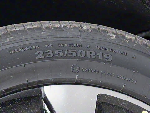 2025�� EV 520km �����