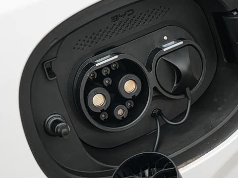 2025�� EV 545KM������