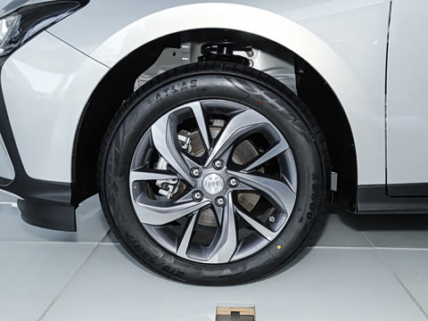 2024�� 450km Խ���� PLUS