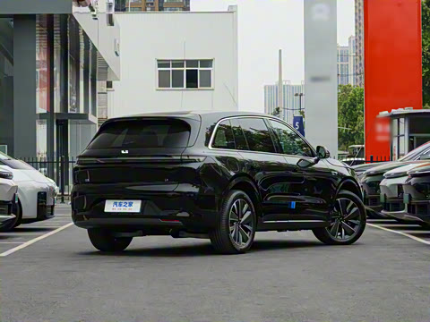 2025�� Pro ���ܻ��°�